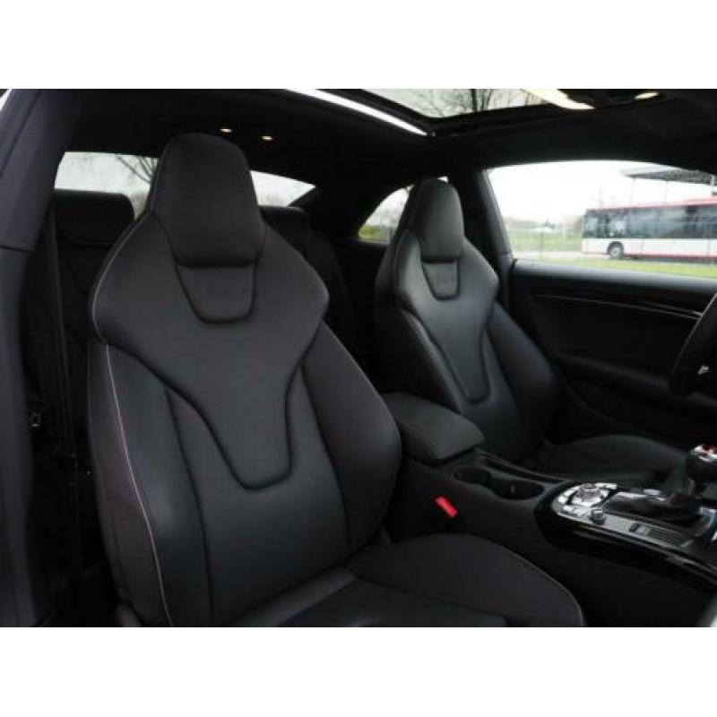 Audi RS5 Coupé 4.2 FSI 451PK Quattro Xenon Panorama Adaptive