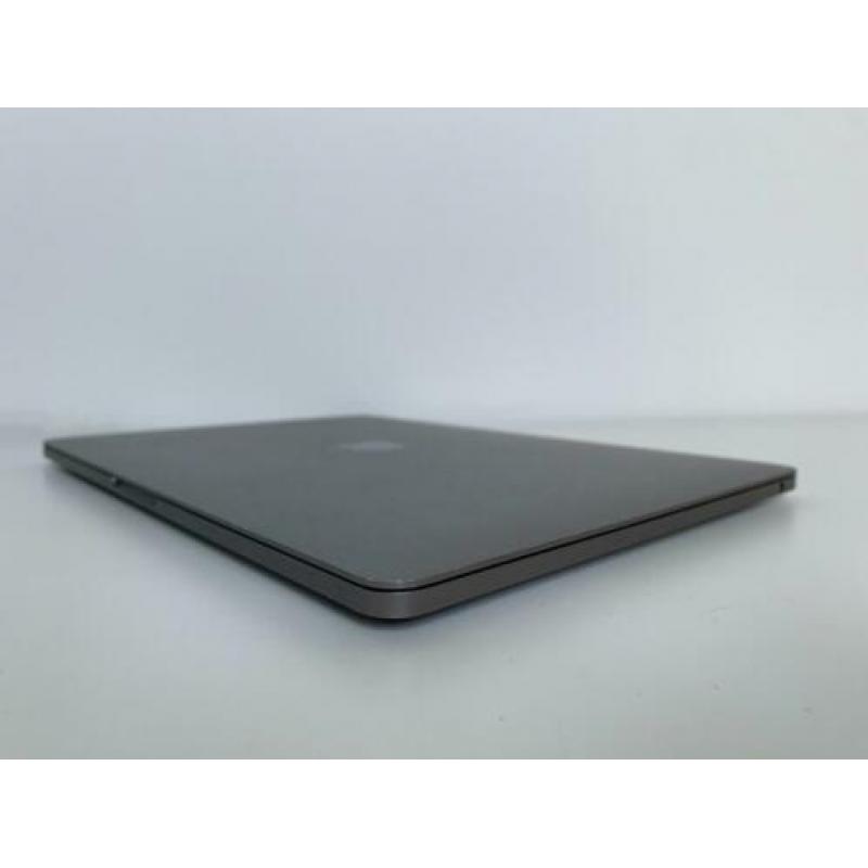 Macbook Pro 13" 2017 2.3GHZ I5 8GB 256GB