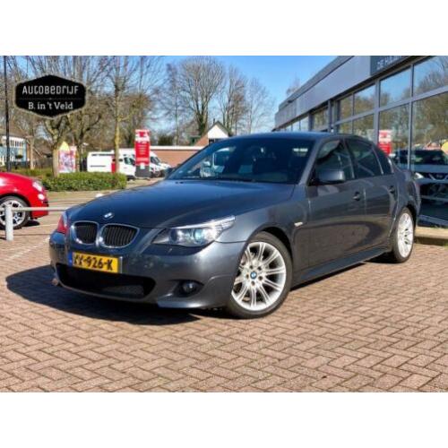 BMW 5-serie 523i High Executive AUT M-Pakket, Xenon, Leder,
