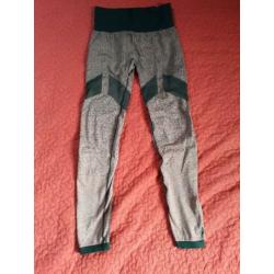 Adidas leggings maat M