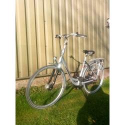 Batavus Weekend 8V , 28inch , frame 48 cm aangeboden