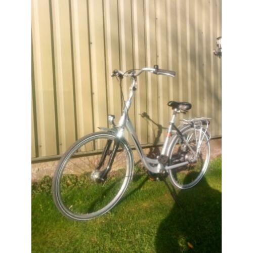 Batavus Weekend 8V , 28inch , frame 48 cm aangeboden