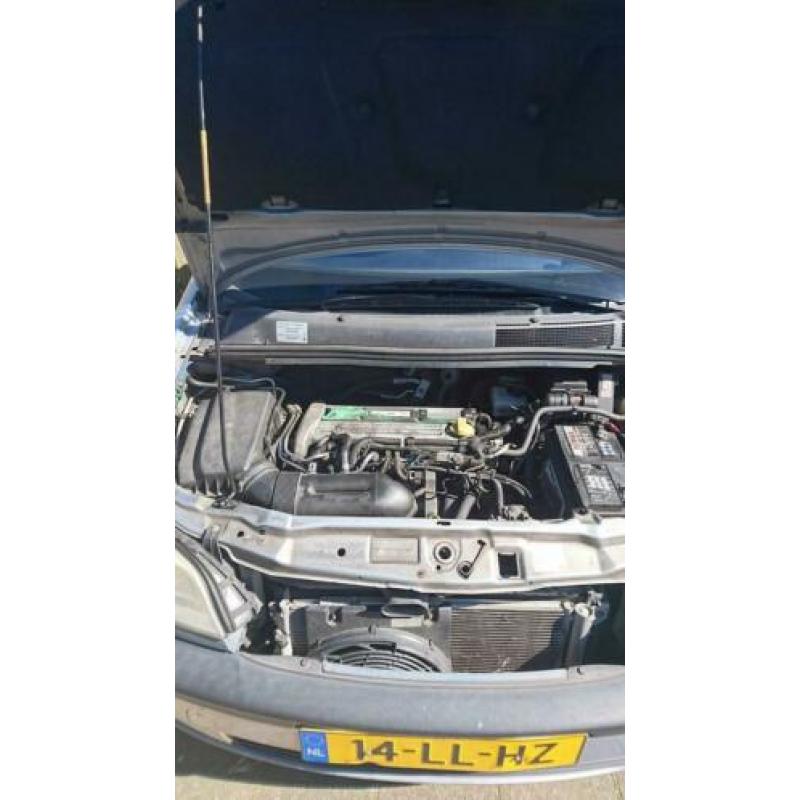 Opel Zafira 2.2 16V 2003 Grijs apk 15-02-2021 AIRCO