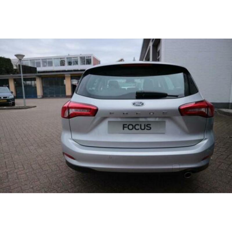 Ford Focus Wagon Trend Business 1.0 Ecoboost Navi Airco Crui