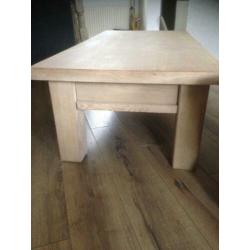 blank eiken salon tafel