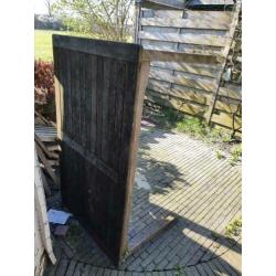 GRATIS, tafel plus stoelen ophalen. Opknapwerk