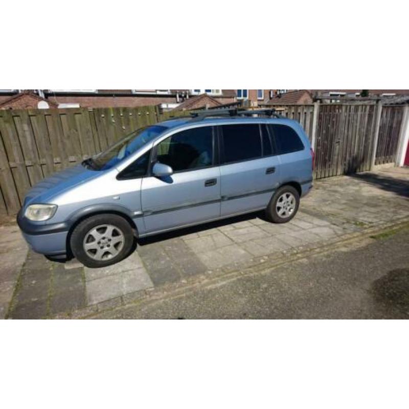 Opel Zafira 2.2 16V 2003 Grijs apk 15-02-2021 AIRCO