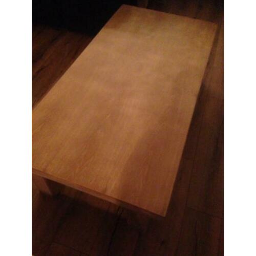 blank eiken salon tafel
