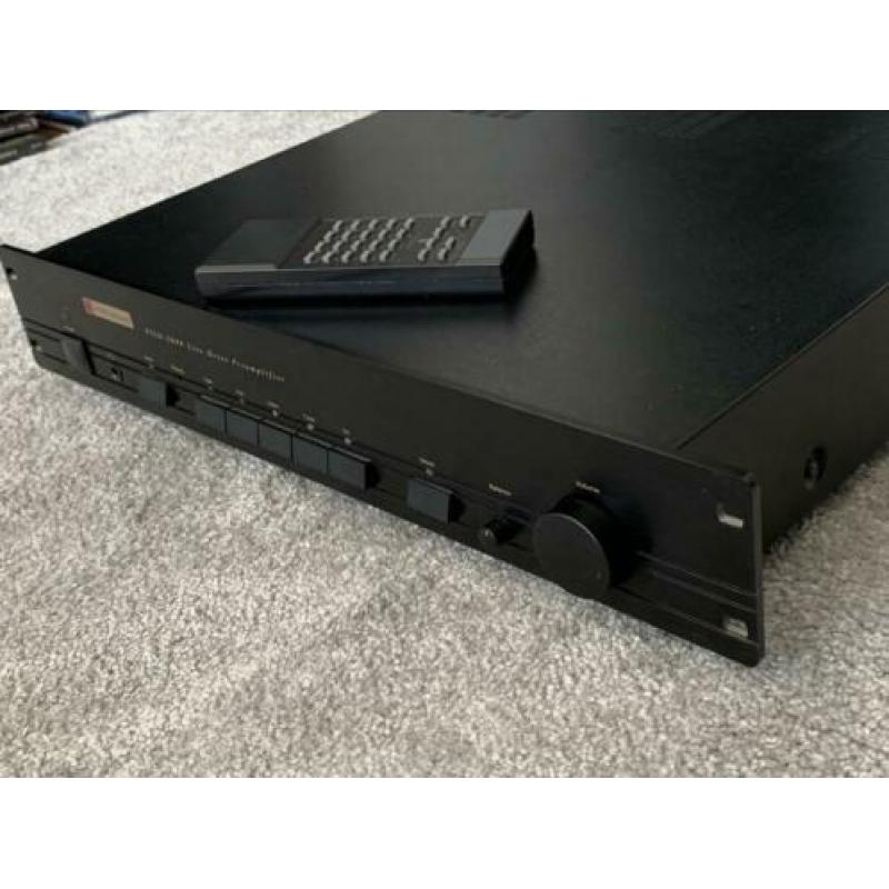 Parasound P/LD2000 voorversterker. Mint staat