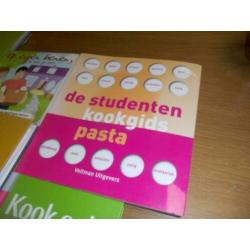 6-ZES studentenmaaltijden STUDENTEN KOOKBOEK studentenkeuken