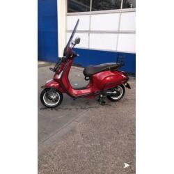 Vespa primavera / sprint