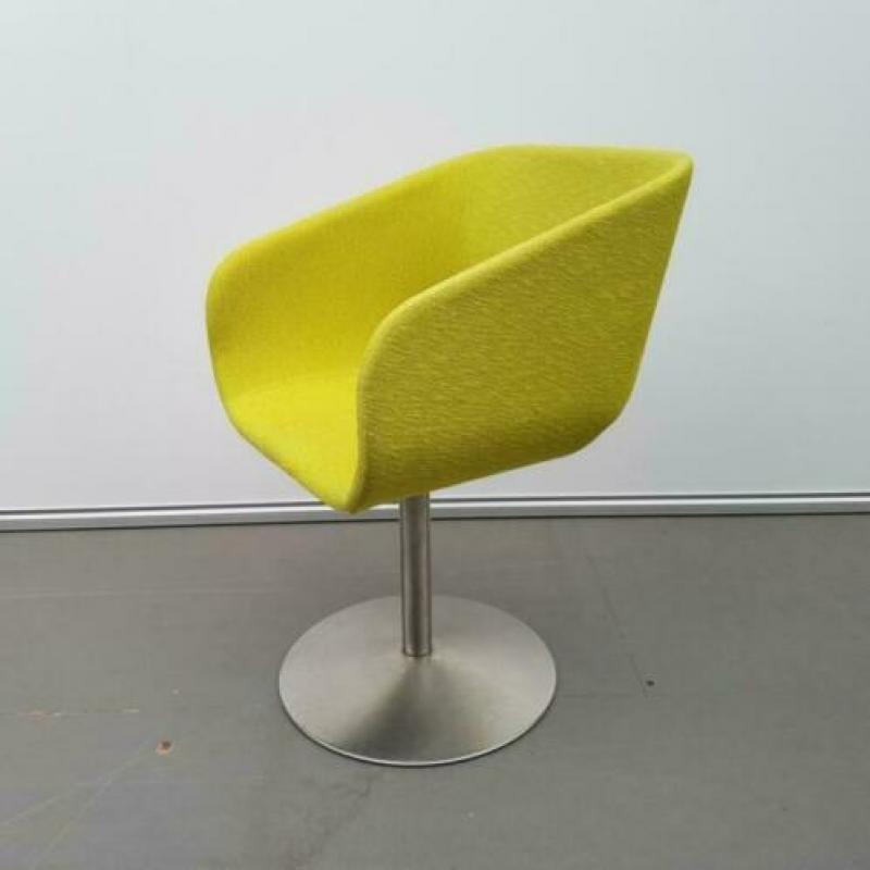 Luxe design fauteuils op verchroomde kolompoot- limegroen