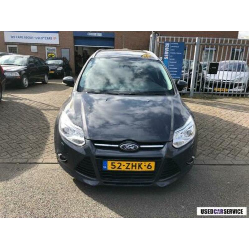 Ford FOCUS Lederbekl Navi Camera Fullopt!