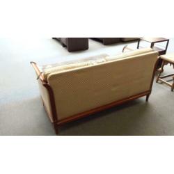 Klassieke Engelse bank 350 euro