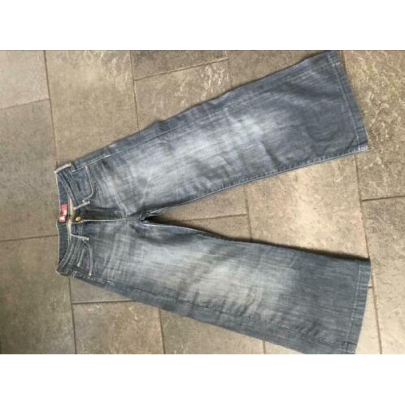 Mooie spijker/jeansbroek wijde pijpen mt36
