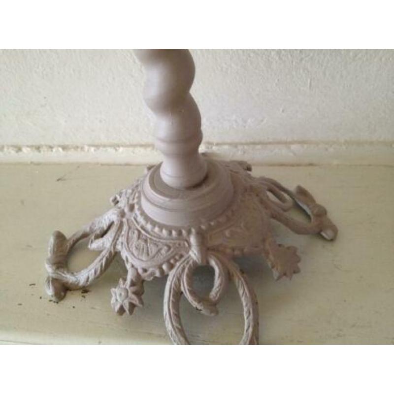 Antiek brocante kandelaars bloemknop 2 stuks 45 euro