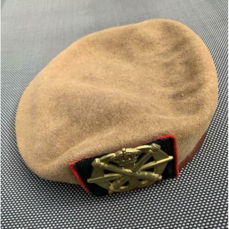Baret jaren '50 Landmacht Luchtdoelartillerie