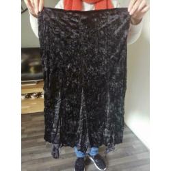 Gothic velvet rok