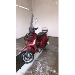 Vespa primavera / sprint