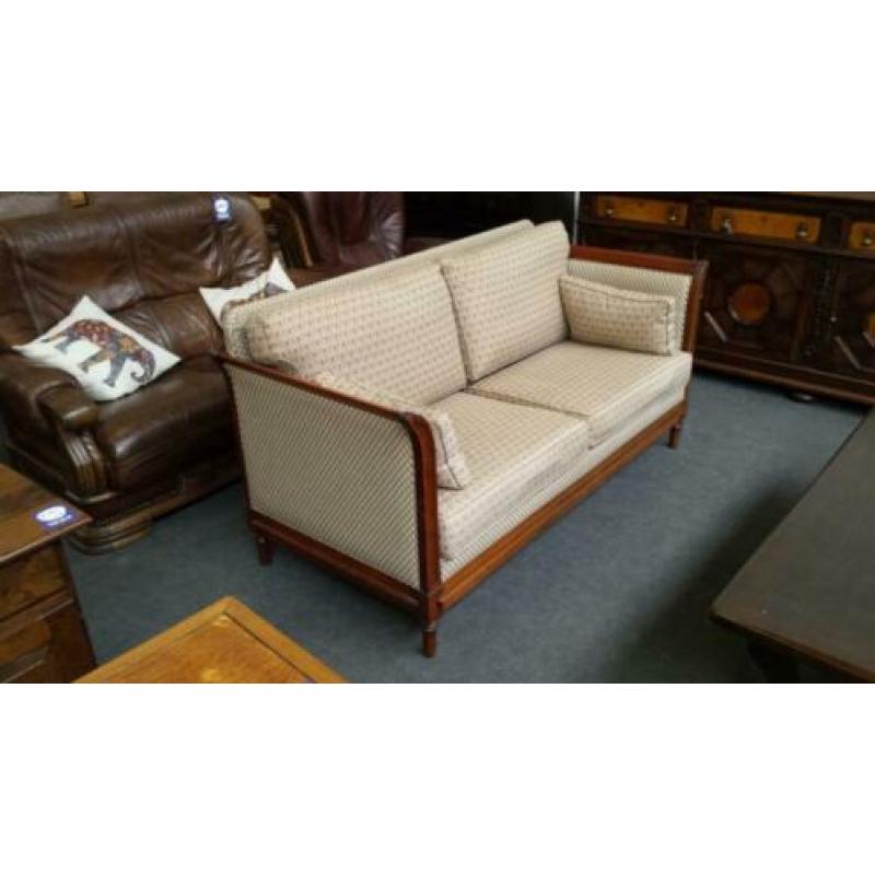 Klassieke Engelse bank 350 euro