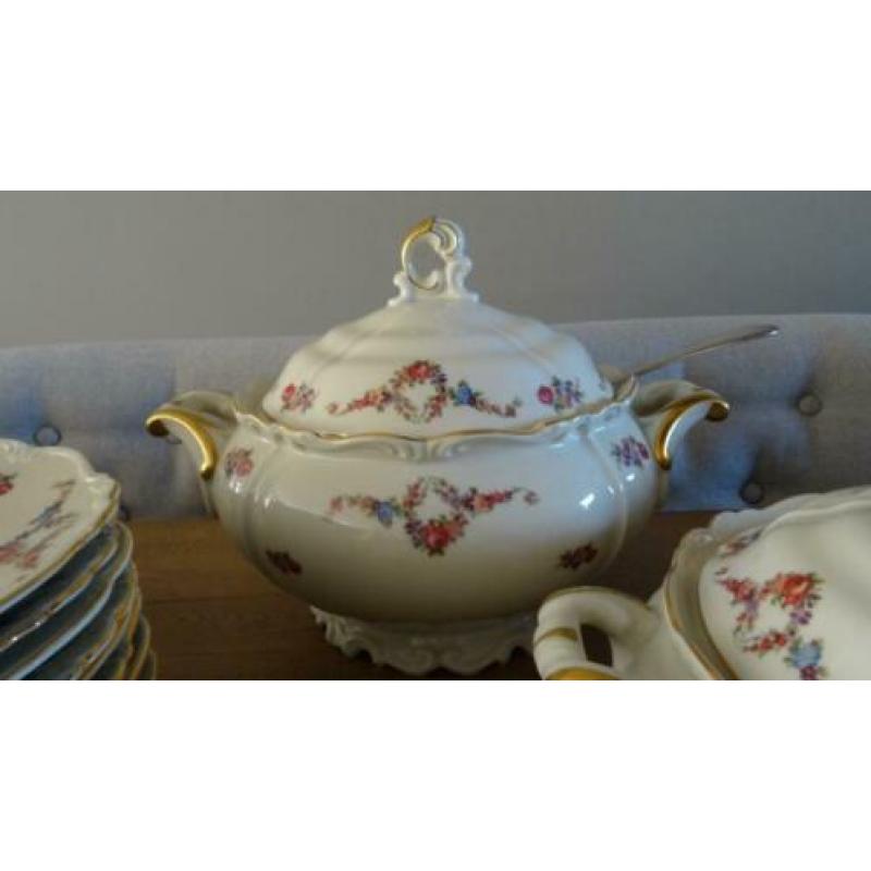 Roosje Bloemetjes Servies voor 12 pers.' Uitmuntende Staat