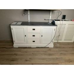 Degelijk dressoir