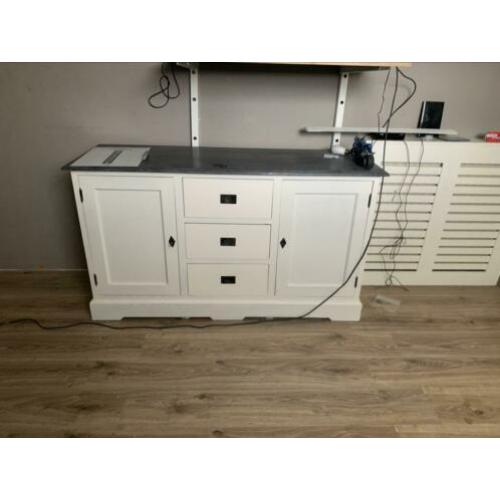 Degelijk dressoir