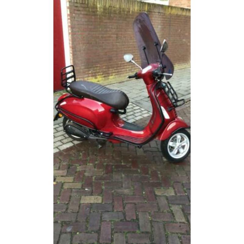 Vespa primavera / sprint