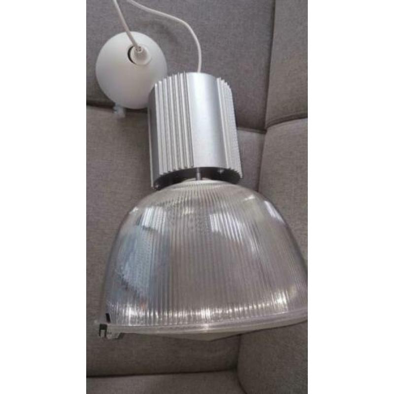 Hanglamp i.z.g.s E27 fitting
