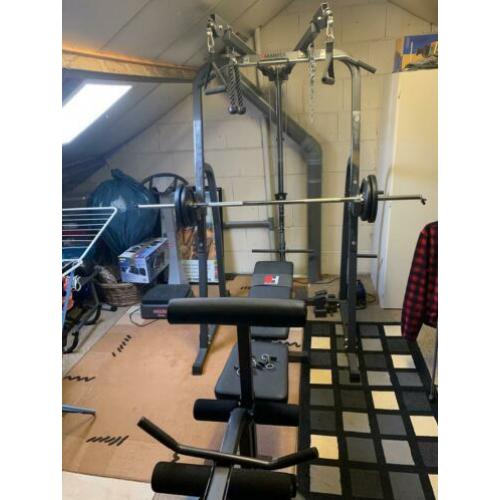 Complete set fitness apparaat voor armen, borst, rug, benen