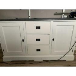 Degelijk dressoir