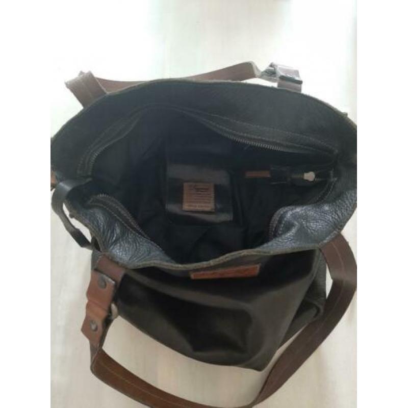 Legend zwarte leren tas. Zgan.