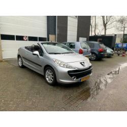 Peugeot 207 CC 1.6 VTi