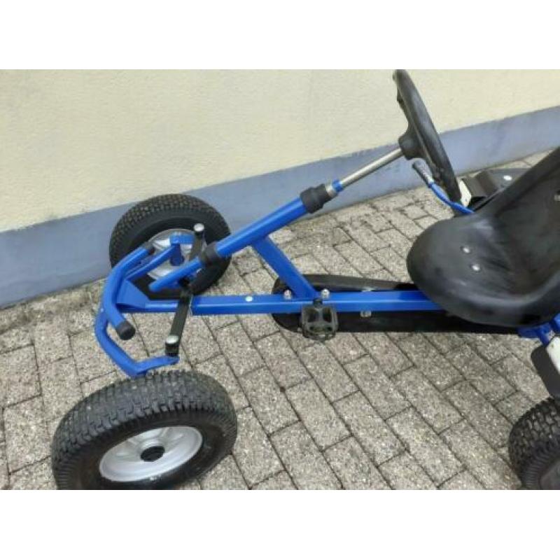 Nette robuste skelter met duo zit en vrijloop