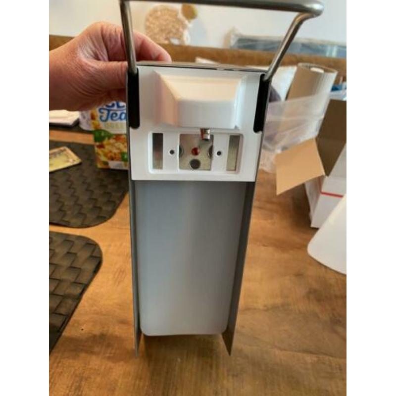 Desinfectie dispenser nieuw in doos voorraad 17 stuk