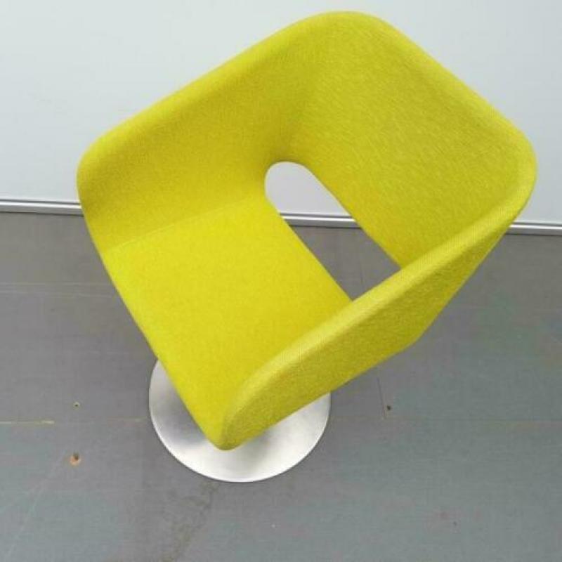 Luxe design fauteuils op verchroomde kolompoot- limegroen