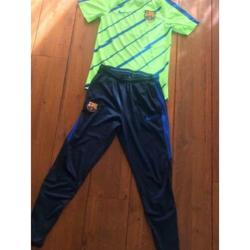 Origineel Barcelona trainingsbroek en shirt