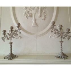 Antiek brocante kandelaars bloemknop 2 stuks 45 euro