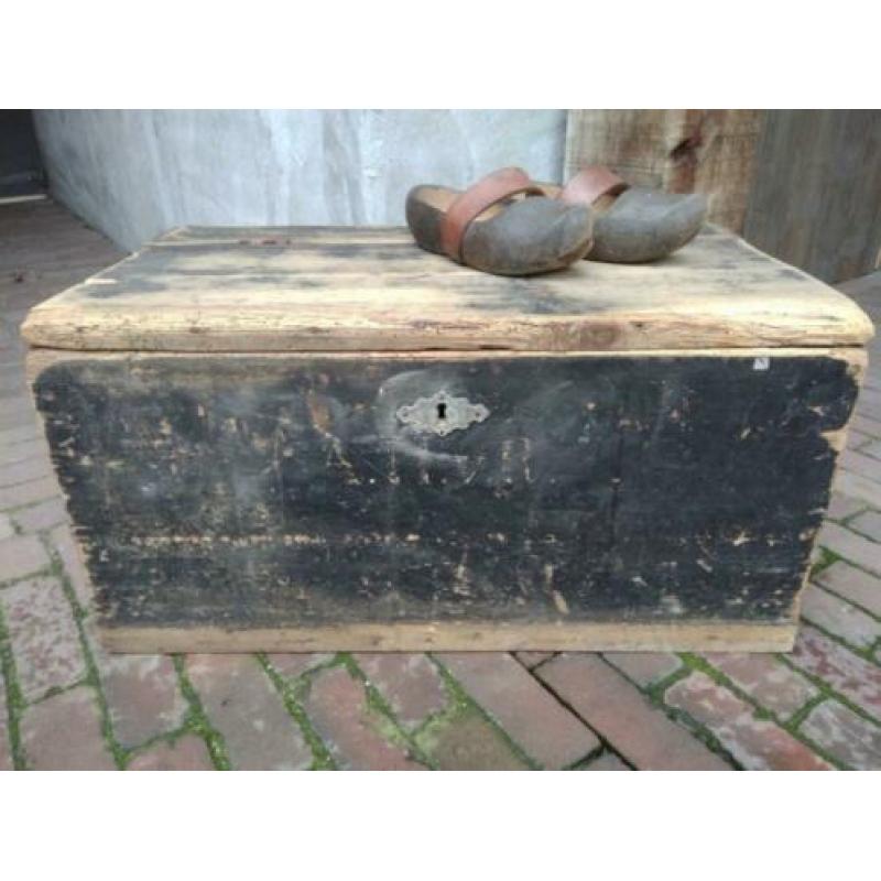 Stoere oude brocante houten kist 65x39x32,5cm *Etage3*