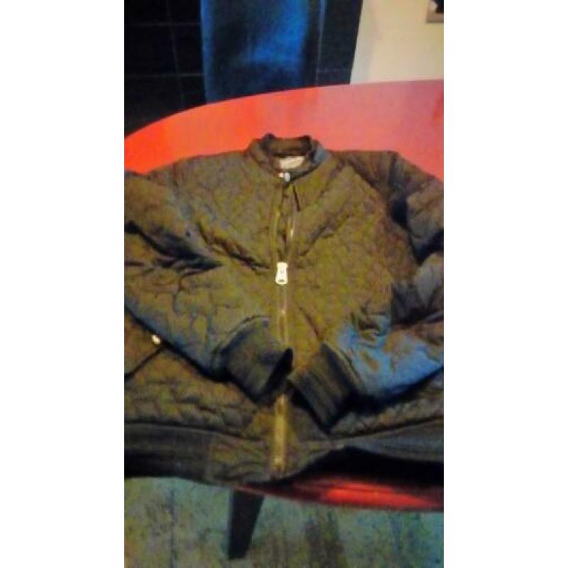 1 tas met kleren maat 176 tot maat s