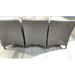 Tuintafel en 6 stoelen ,in goede staat,2,05 m x 0,96 m