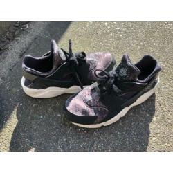 Huarache nike schoenen maat 42,5