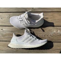 Adidas Ultra Boost maat 37 1/3