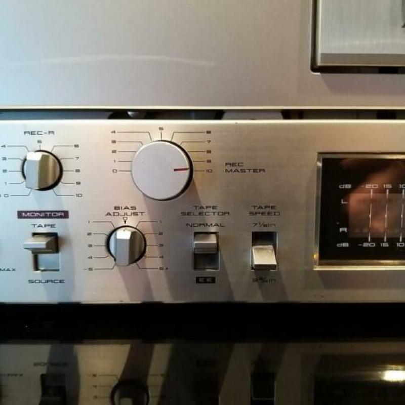 Akai GX-77 bandrecorder met nieuwe snaren
