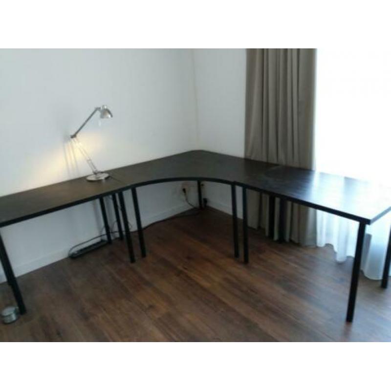 LINNMON / ADILS Bureau's Hoek en rechthoekig