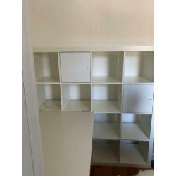 Ikea kallax bureau en kast icl. 2 kastjes 4 bakken
