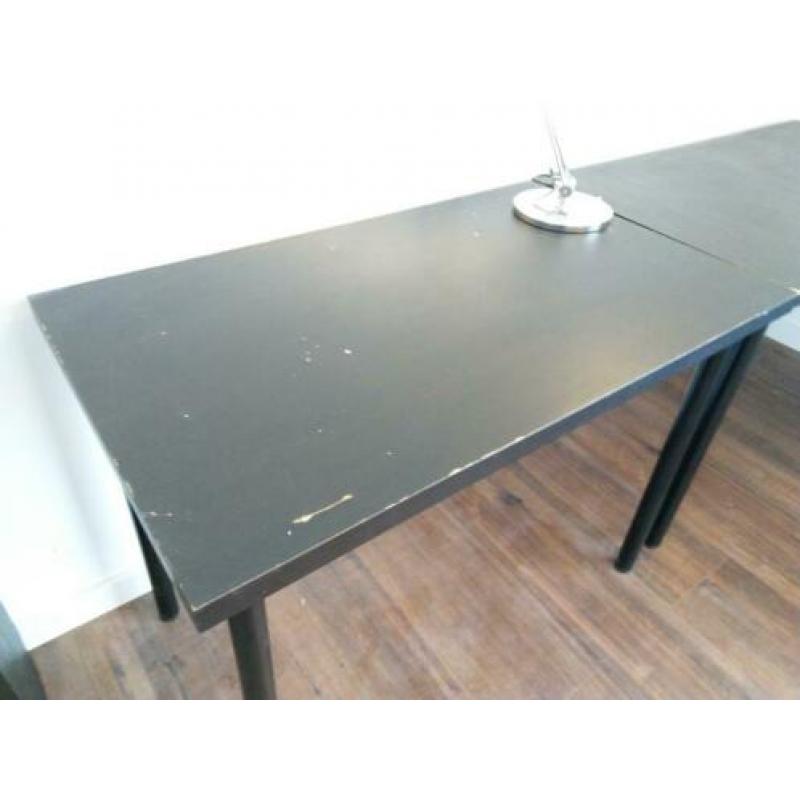 LINNMON / ADILS Bureau's Hoek en rechthoekig