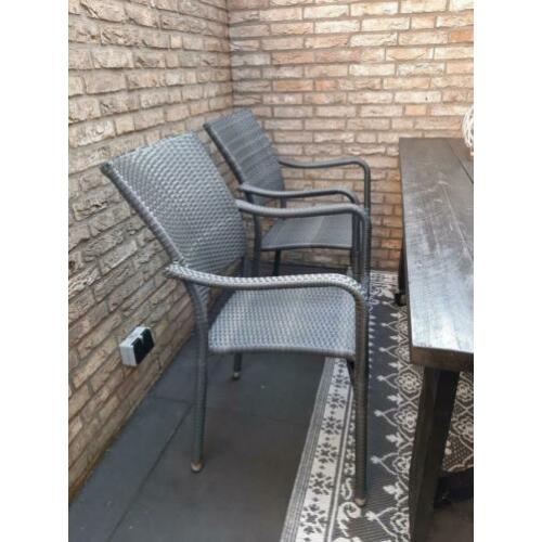 4 nette tuinstoelen