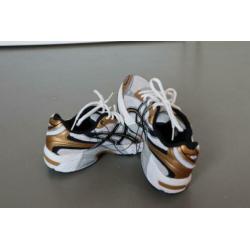Asics schoenen. Maat 35,5