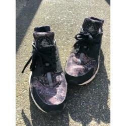 Huarache nike schoenen maat 42,5